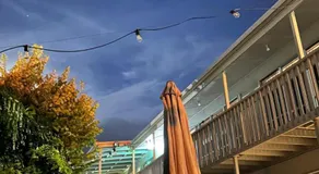 Finlay Jack's Backpackers - Image 2
