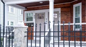 Breezy 3BR Boston Apt - Bathtub, Parking, TV, Walk to Train 803 - Image 5