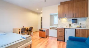 RVR Smart Apartments Riga with Free Parking and Self Check-in - Image 2