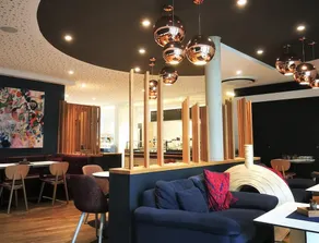 Seven Hotel + Boardinghouse - Image 2
