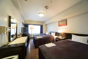 Hotel Claiton Esaka - Image 2