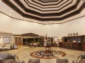 Prime Plaza Hotel Purwakarta - Image 4