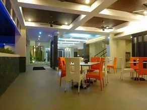 Circle Inn - Iloilo City Center - Image 3