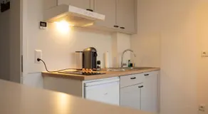 JayBnB - Apartment direkt am Hafen mit Terrasse und UHD TV - Image 4