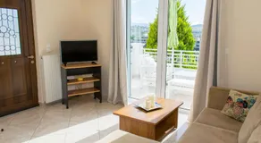 Barbaras Apartments - Image 2