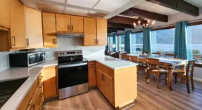 Ocean Front 5 BR Home! Yachats, Walk to Everything! Dog Friendly! - Image 3