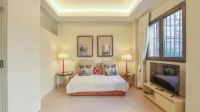 El Alcazar - Image 5