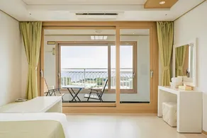 Marine Port Resort - Image 2
