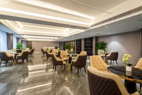 Rezen Holiday S Hotel (Chengdu South Railway Station) - Image 4
