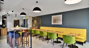 Charm Boutique Hotel - Image 3