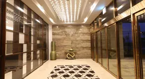 Rest Hotel - Image 3