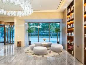 Lavande Hotel Xuchang Pangdonglai Hengdajinhui Plaza - Image 3