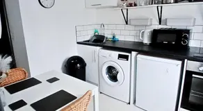 Studio 6 - Eign St Hereford - Image 2