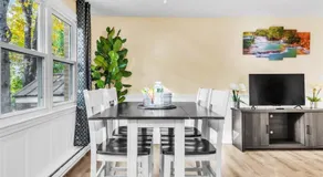 Charmant appartement convivial et familial | Vue ville | Adapté au travail à distance - Image 3