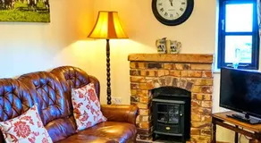 Finest Retreats - The Dairy at Morrells Wood - Image 4