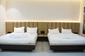 Hangout Resort - Image 2