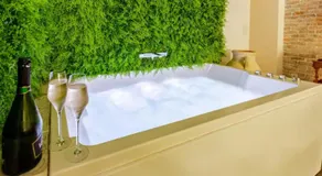 La suite Carthagène des Indes - centre ville , spa & terrasse privée - Image 3