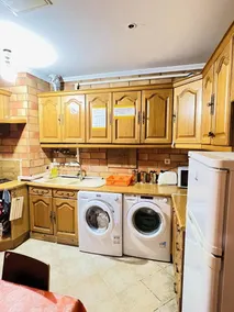 Garden Guest House - Image 4