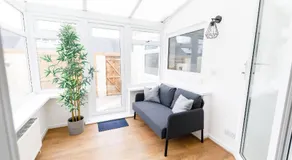 Spacious 5 Bedroom House - Perfect for Contractors - Image 4