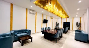 The Epitome Hotel - Image 5