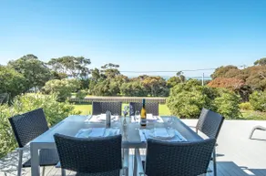 Bridport Beach House - Image 5