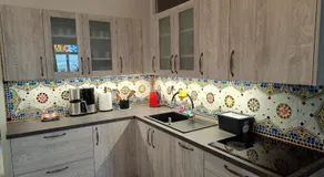art-house 2 - Image 3