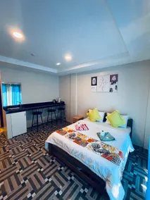 Hilarios Inn - Image 5
