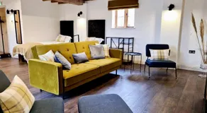 Hastings Retreat Rural barn conversions with Private Lake - Image 2