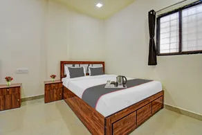 Capital O 92362 Hotel Chaintanya Inn - Image 3