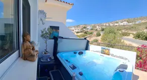 ATLANTIS Penthouse Apartment with Jacuzzi plus Pool and Sea Views - Image 2