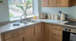 Split Level Bungalow - Sleeps4 - Close to walks - Image 2
