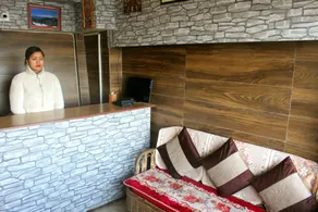 Dezong Retreat - Image 2