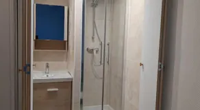 Chambre avec douche privative - Image 2