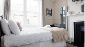 Ship Inn - Image 2