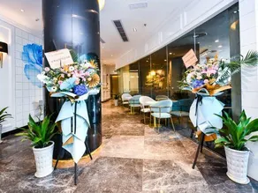 Xana Hotelle (Shenzhen Luohu Dongmen  Yitian Holiday Plaza Hotel） - Image 4