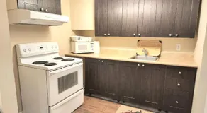 Cozy spacious Apt In Laval, Greater Montreal - Image 4