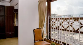 Tateng Retreat Near MG Marg - Image 4