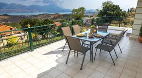 Villa Theano - Family House in Lixouri, Kefalonia - Image 3