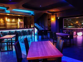 Check Inn Hotel - Image 4
