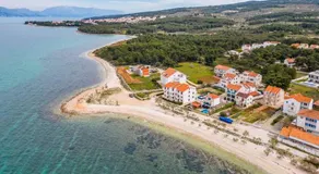 Luka 2 SEA&Beach front apartment - Image 3