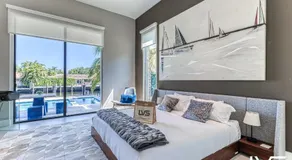 VillaBella Ultra LUXE 100ft Waterfront Villa 5Min2Beach - Image 2