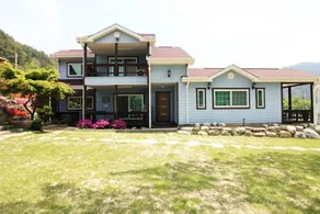 Gangneung Sogeumgang Yeoulmok Pension - Image 5