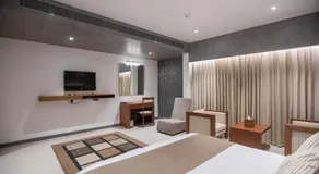 Hotel Niya Regency - Image 2