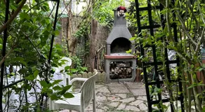 Green house, cosy garden Paris - Image 3