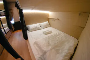 Concrete Jungle Cabin - Image 2