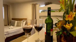 Hospedagem Vila Suiça Centro - Image 2