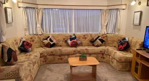 A & C Coastal Hideaway with outside Decking - Image 2