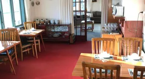 Picton House B&B and Motel - Image 3