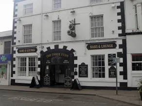 Three Tuns Hotel - Image 3