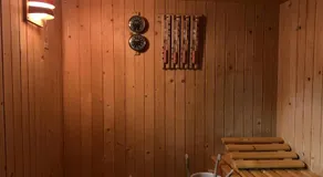 G&D Winter Home - Image 5
